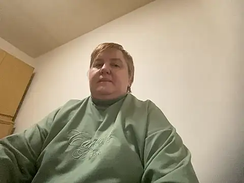 Snapshot of Limonka-Fire chatting on 02-17-25, 09:30 Limonka-Fire online show from 02-17-25, 09:30