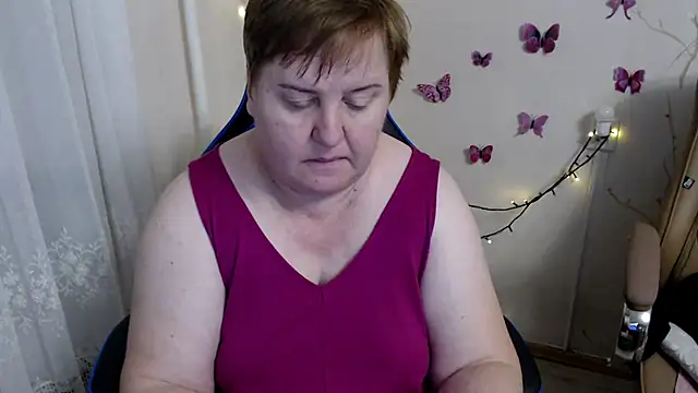 Snapshot of Limonka-Fire chatting on 03-08-25, 07:42 Limonka-Fire online show from 03-08-25, 07:42