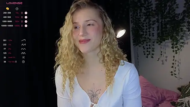 Snapshot of ArianaMur chatting on 12-11-24, 02:19 ArianaMur online show from 12-11-24, 02:19