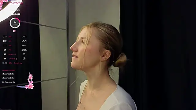 Snapshot of ArianaMur chatting on 01-14-25, 05:30 ArianaMur online show from 01-14-25, 05:30