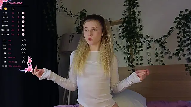 Snapshot of ArianaMur chatting on 03-21-25, 05:32 ArianaMur online show from 03-21-25, 05:32