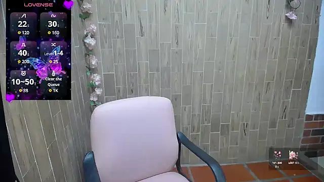 Snapshot of solyeria chatting on 02-20-25, 12:08 solyeria online show from 02-20-25, 12:08