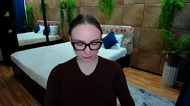 Snapshot of TrueReincarnation chatting on 04-30-26, 10:21 TrueReincarnation online show from 04-30-26, 10:21