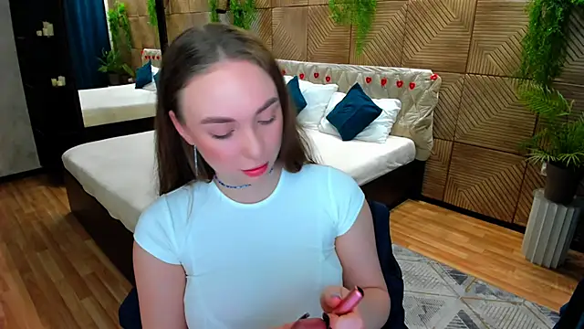 Snapshot of TrueReincarnation chatting on 05-17-26, 10:22 TrueReincarnation online show from 05-17-26, 10:22