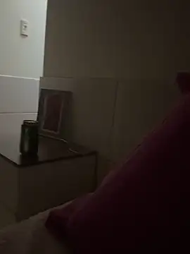 Snapshot of Bia_sexynovaes chatting on 02-20-25, 01:36 Bia sexynovaes online show from 02-20-25, 01:36