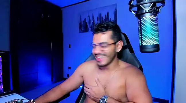 BrunoD31 online show from 12-28-24, 04:19