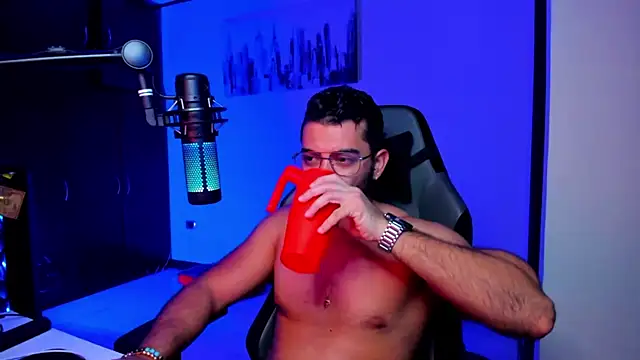 BrunoD31 online show from 10-06-25, 01:58