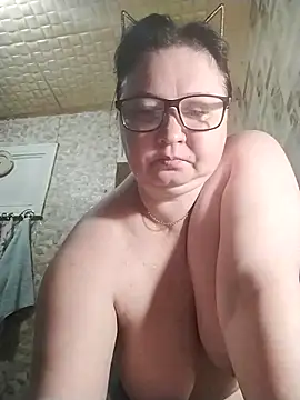 Holly-69 online show from 05-29-26, 05:55