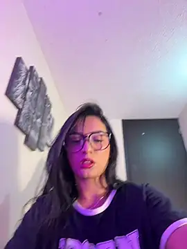 missycanoo online show from 12-03-25, 10:57