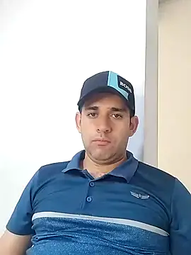 Snapshot of CRISTHIAN_GREY01 chatting on 01-18-25, 05:48 CRISTHIAN GREY01 online show from 01-18-25, 05:48