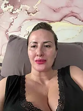 LanaShockk online show from 01-13-25, 05:12