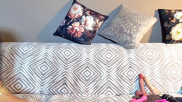 snowpanter online show from 09-15-25, 07:52