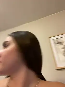 imlindapink online show from 02-28-25, 07:03