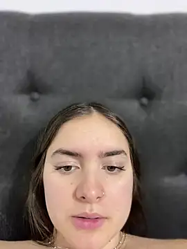 Snapshot of imlindapink chatting on 03-04-25, 01:23 imlindapink online show from 03-04-25, 01:23