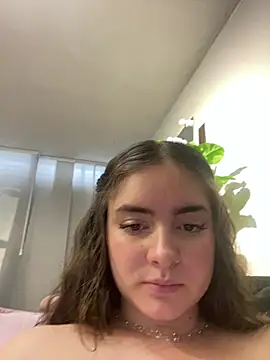 imlindapink online show from 03-19-25, 06:55