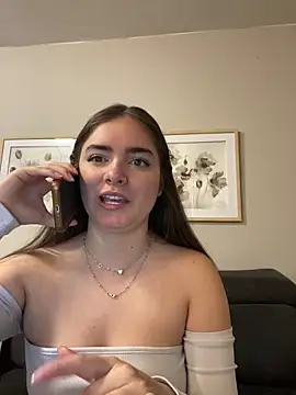 imlindapink online show from 03-21-25, 04:18