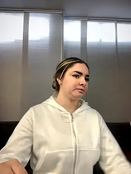 imlindapink online show from 09-11-25, 04:51