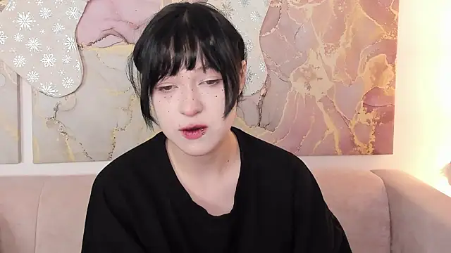 fiamoory online show from 12-16-25, 01:21