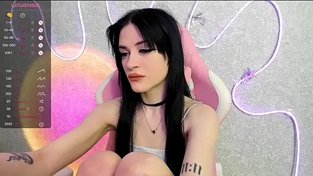 Molly Crystall online show from 06-03-26, 03:31