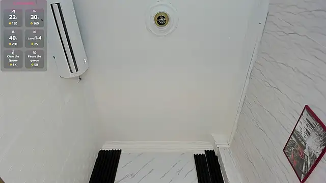 Snapshot of TOWERS21_ chatting on 01-08-25, 07:56 TOWERS21 online show from 01-08-25, 07:56