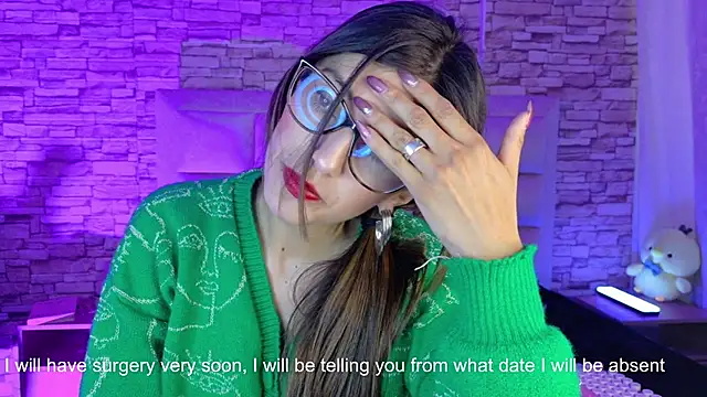 Snapshot of _jade_white_ chatting on 05-06-26, 01:05 jade white online show from 05-06-26, 01:05