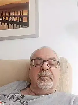 Satiro Sevilla online show from 03-22-25, 03:20