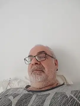 Satiro Sevilla online show from 02-22-26, 05:11