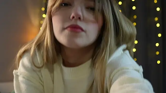 Snapshot of norakisses chatting on 02-06-25, 04:58 norakisses online show from 02-06-25, 04:58