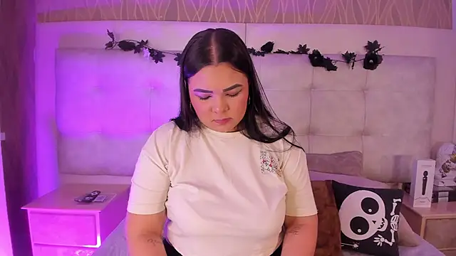 Snapshot of KatyaPittman chatting on 11-03-25, 07:48 KatyaPittman online show from 11-03-25, 07:48