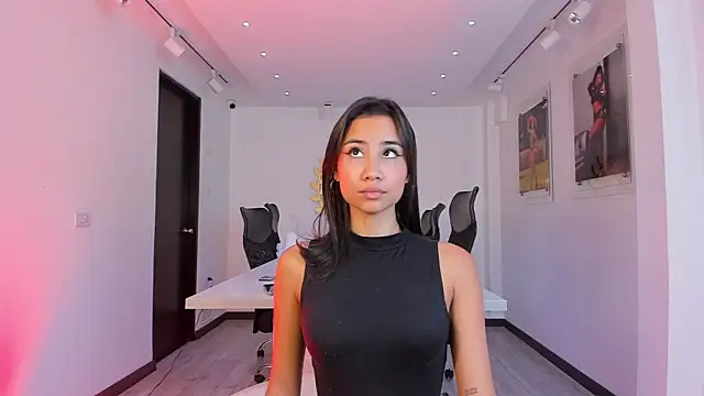 NairobiLee online show from 01-15-26, 08:30