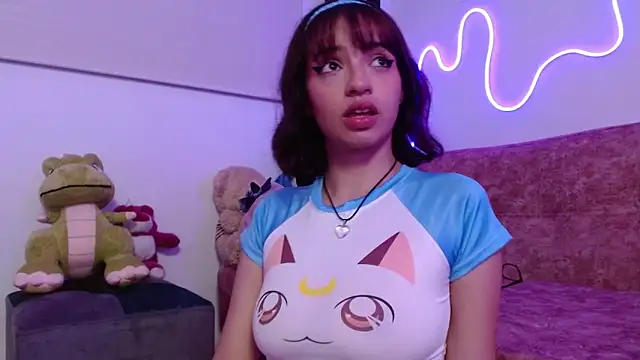 Snapshot of evie_cloud chatting on 03-19-25, 04:36 evie cloud online show from 03-19-25, 04:36