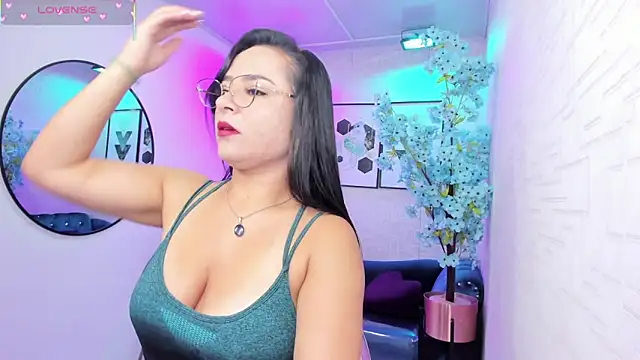 Tiara rr online show from 03-24-26, 03:33