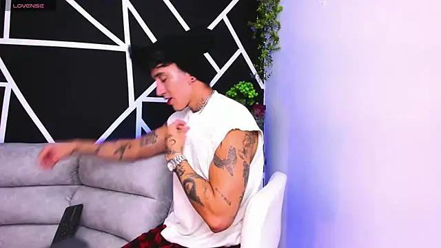 JUSTIN FULLER1 online show from 02-16-25, 07:05