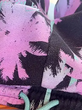 Snapshot of daddyjake101 chatting on 10-20-25, 04:29 daddyjake101 online show from 10-20-25, 04:29