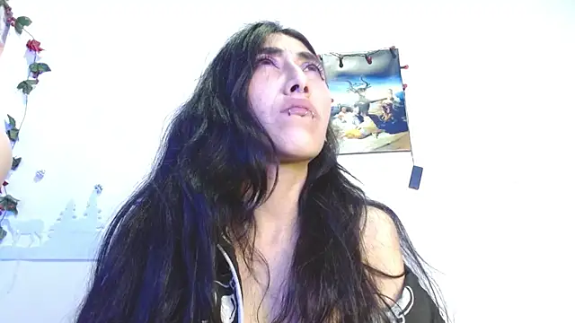 Snapshot of Asterothxznikki chatting on 12-30-24, 10:10 Asterothxznikki online show from 12-30-24, 10:10