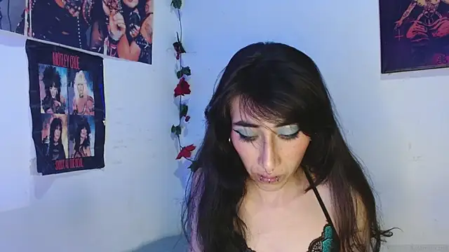 Snapshot of Asterothxznikki chatting on 03-13-25, 07:09 Asterothxznikki online show from 03-13-25, 07:09