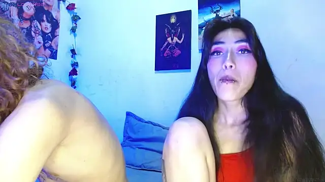 Snapshot of Asterothxznikki chatting on 03-18-25, 04:15 Asterothxznikki online show from 03-18-25, 04:15