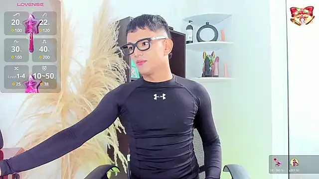 Snapshot of ander_deimond_ chatting on 12-05-24, 01:38 ander deimond online show from 12-05-24, 01:38