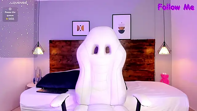 Snapshot of ander_deimond_ chatting on 02-07-25, 01:43 ander deimond online show from 02-07-25, 01:43