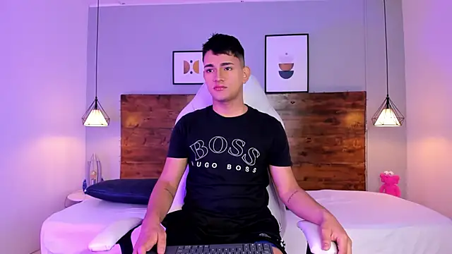 Snapshot of ander_deimond_ chatting on 02-10-25, 01:22 ander deimond online show from 02-10-25, 01:22