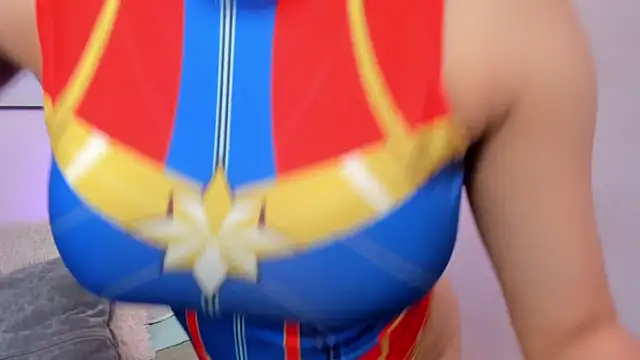 JulianaWaldo online show from 01-14-26, 04:12