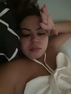 Snapshot of lariic chatting on 02-07-25, 04:03 lariic online show from 02-07-25, 04:03