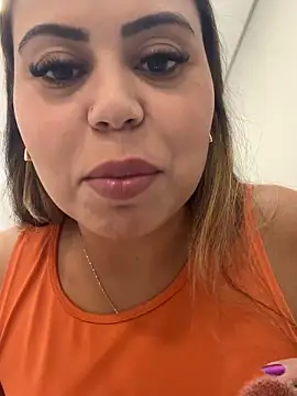 Snapshot of lariic chatting on 02-25-26, 04:38 lariic online show from 02-25-26, 04:38