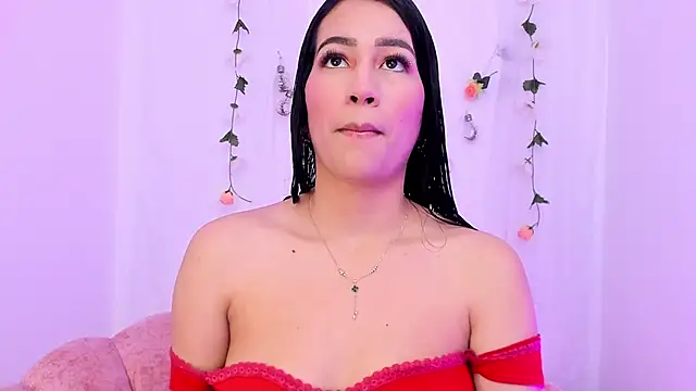 Snapshot of Sara_Kurt chatting on 02-23-25, 12:27 Sara Kurt online show from 02-23-25, 12:27