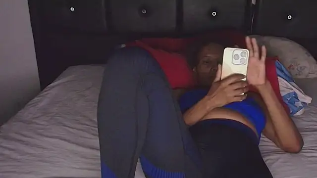 SashaBrianna99 online show from 04-16-26, 02:56