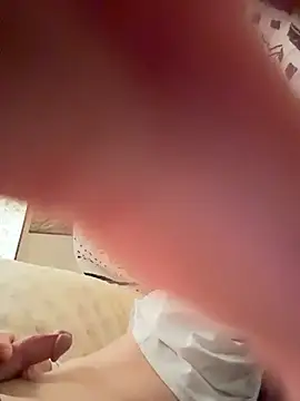 Snapshot of devinshd chatting on 11-17-25, 06:57 devinshd online show from 11-17-25, 06:57