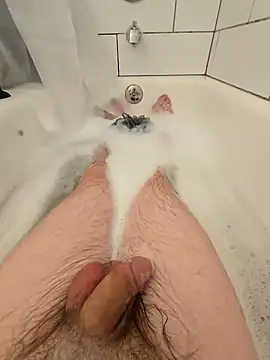 Snapshot of SirYummy18 chatting on 01-19-25, 04:44 SirYummy18 online show from 01-19-25, 04:44