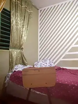 Snapshot of Evabigass chatting on 01-11-25, 11:35 Evabigass online show from 01-11-25, 11:35