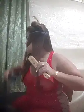 Snapshot of Evabigass chatting on 02-26-25, 09:05 Evabigass online show from 02-26-25, 09:05