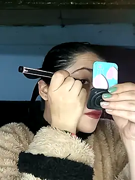 Snapshot of Elvishcassie_ chatting on 03-13-25, 07:39 Elvishcassie online show from 03-13-25, 07:39